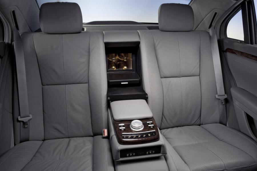 Mercedes-Benz S-Class 2007 года  (фото 132 из 414)